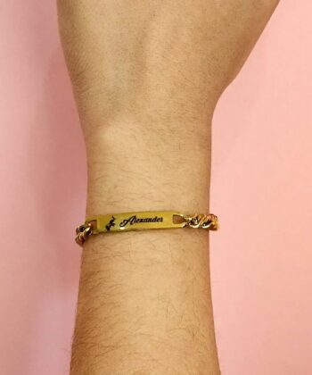 Dainty and minimalist bangle bracelet