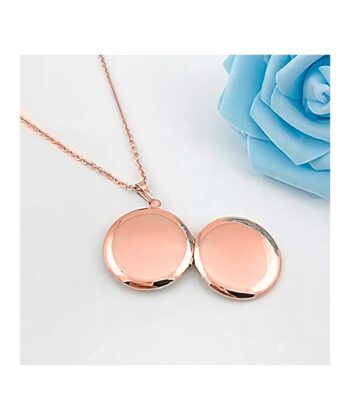 WHITE_1080x1350px_4_8da52f08-8537-41f7-897e-24ec12a4665b Family Picture,Photo Keychain,engraved necklace,gold locket,gold locket necklace,locket necklace,locket with photo,memorial keychain,personalized locket,photo locket,picture locket,silver locket,special gift for her